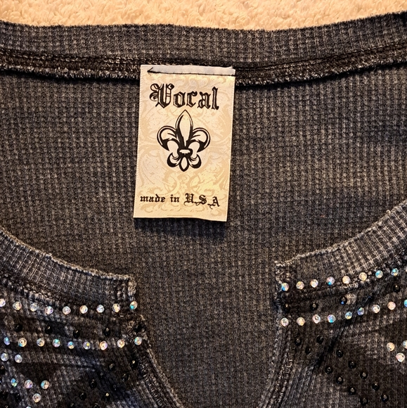 Vocal Long Sleeve Gray/Black w/Bing! Size 1XL (runs true to size) - Picture 3 of 4